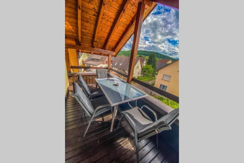 Apartamento *Dreilaendereck* Wifi+ Balkon+Garage Basel Mulhouse Maulburg Exterior foto